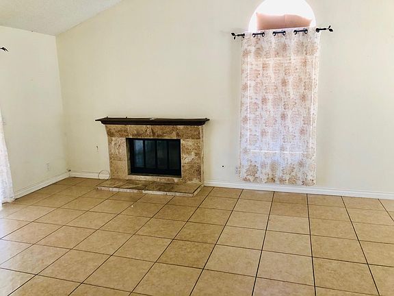 2nd image of 5141 Essex Dr