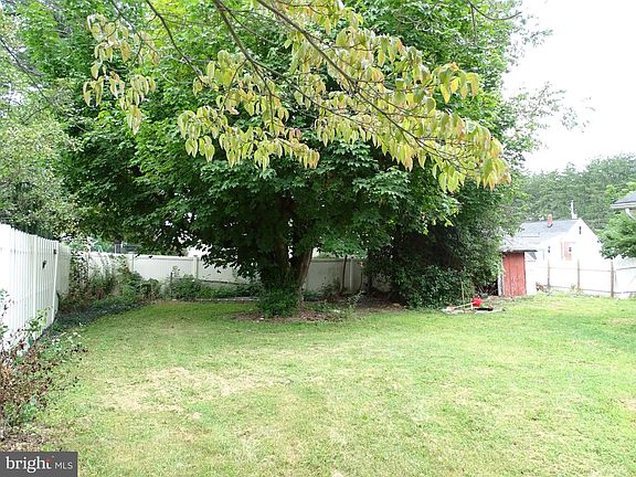 5th image of 576 Grant Dr