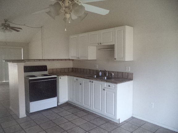 4th image of 8810 Covered Bridge Ct