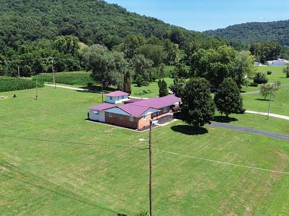 5th image of 2984 Clarksburg Rd