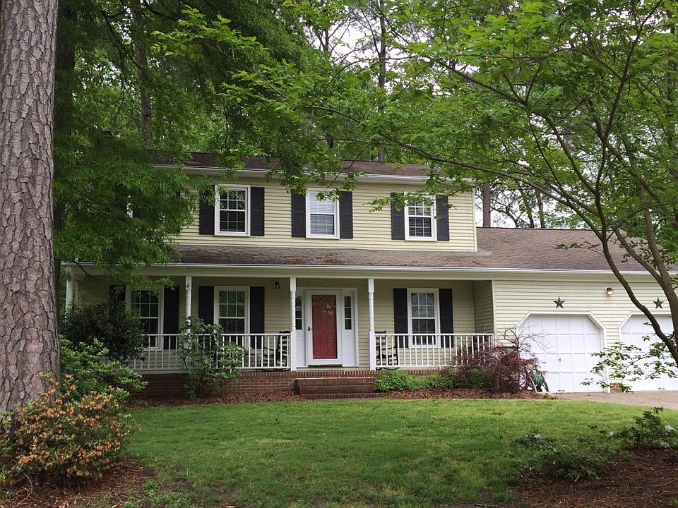 1st image of 206 Lakewood Cir