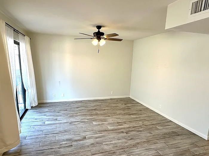 3 bed, 2.0 bath, 1066 sqft, $1,595 — Photo 4