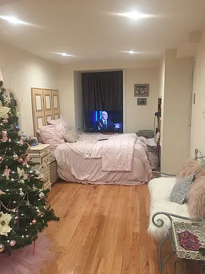 Rented by Keller Williams NYC | media 7