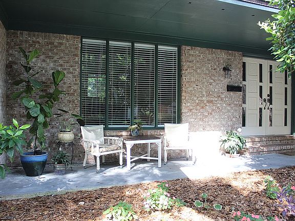 3rd image of 1834 Holly Oaks Ravine Dr
