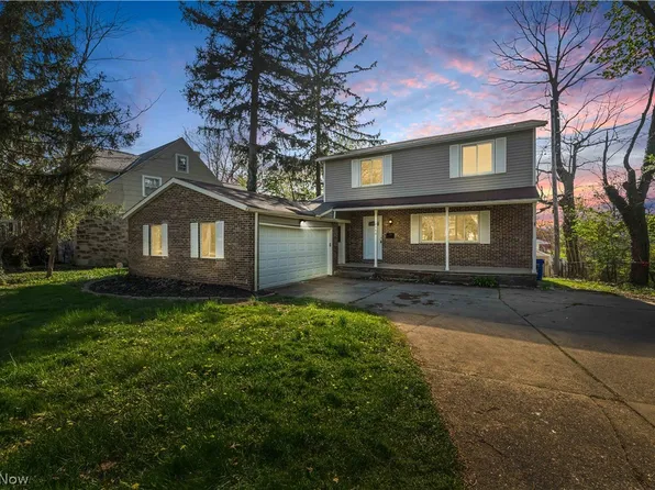 2540 Charney Rd, University Heights, OH 44118