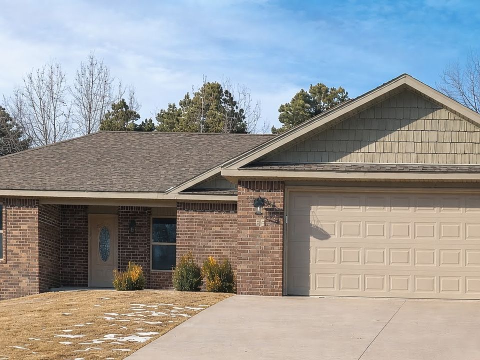 1st image of 3 Shropshire Dr