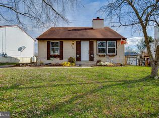 1716 Dogwood Dr, Frederick, MD 21701