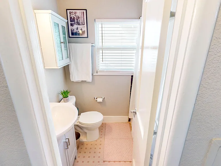 128 Claremont Ave #2 — Photo 17