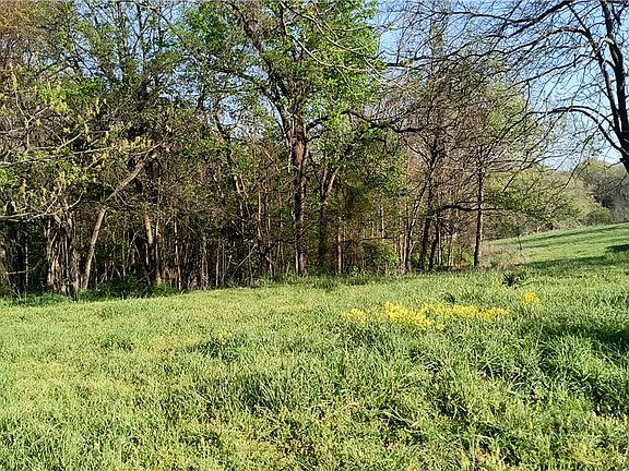 4th image of Groth Rd