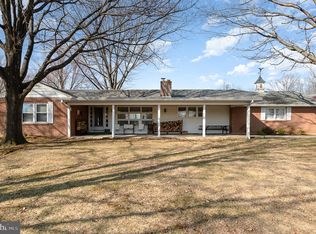 1379 Laudermilch Rd, Palmyra, PA 17078