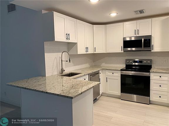 5th image of 13 Independence Ct