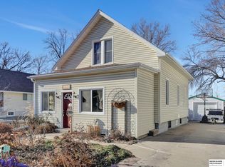 2209 S 8th St, Lincoln, NE 68502