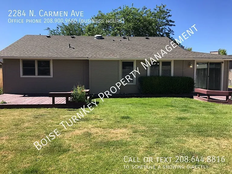 2284 N Carmen Ave — Photo 4