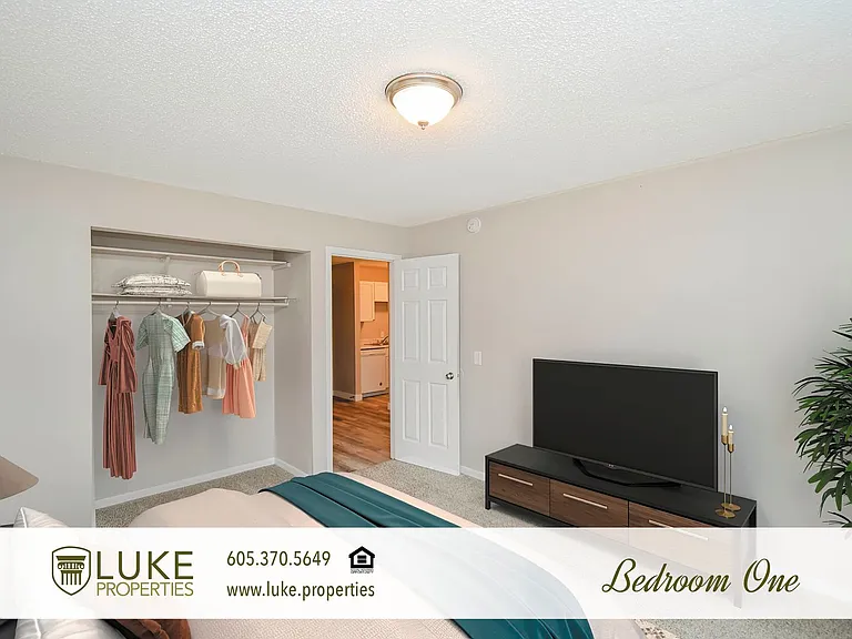 401 S Sycamore Ave #303 — Photo 9
