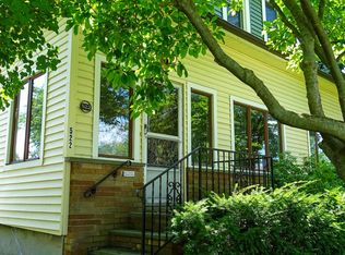 522 5th St, Fairport Harbor, OH 44077