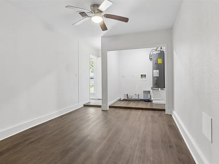 2504 Ewell Dr — Photo 18