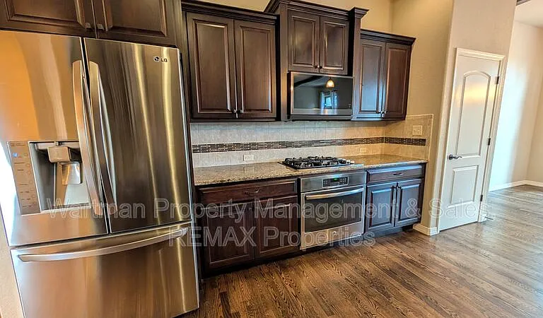 6209 Leon Young Dr — Photo 23