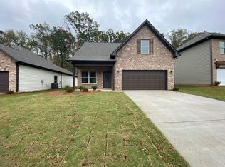 7937 Saint James Dr, Pinson, AL 35126