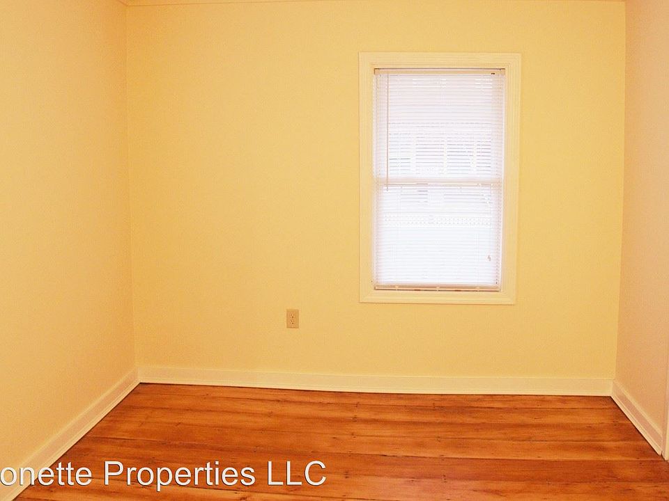 2nd image of 74 George St