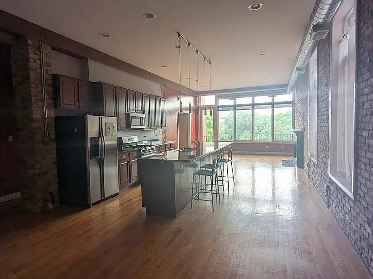 1738 W Belmont Ave #3F — Photo 15