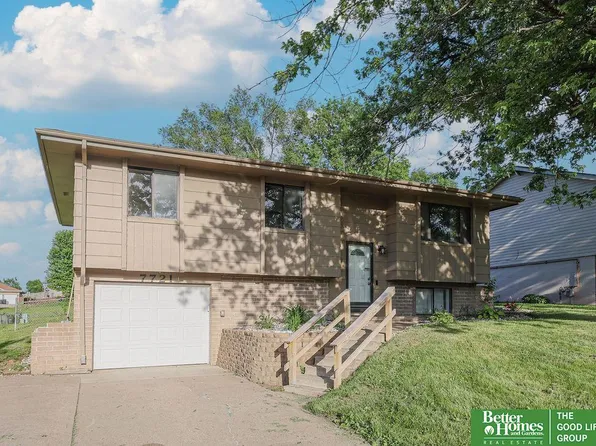 7721 Greenleaf Dr, La Vista, NE 68128