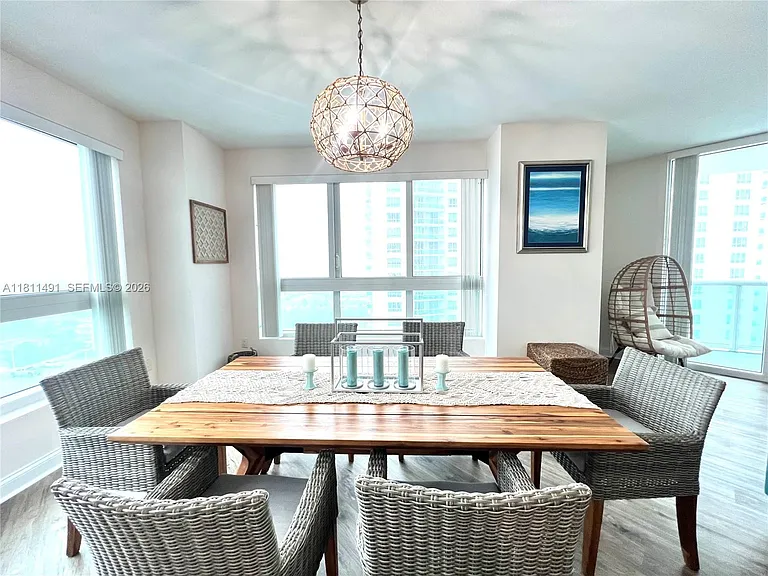 231 Riverside Dr #1210 — Photo 7