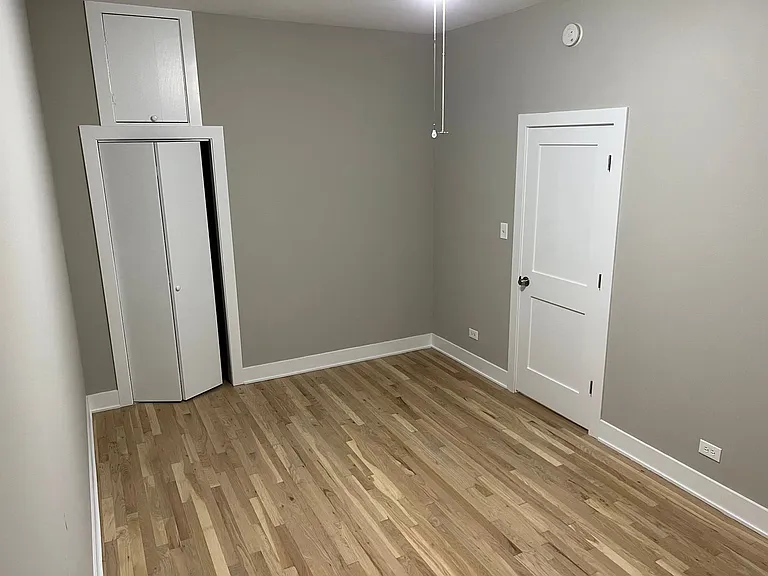 1753 W Augusta Blvd — Photo 13