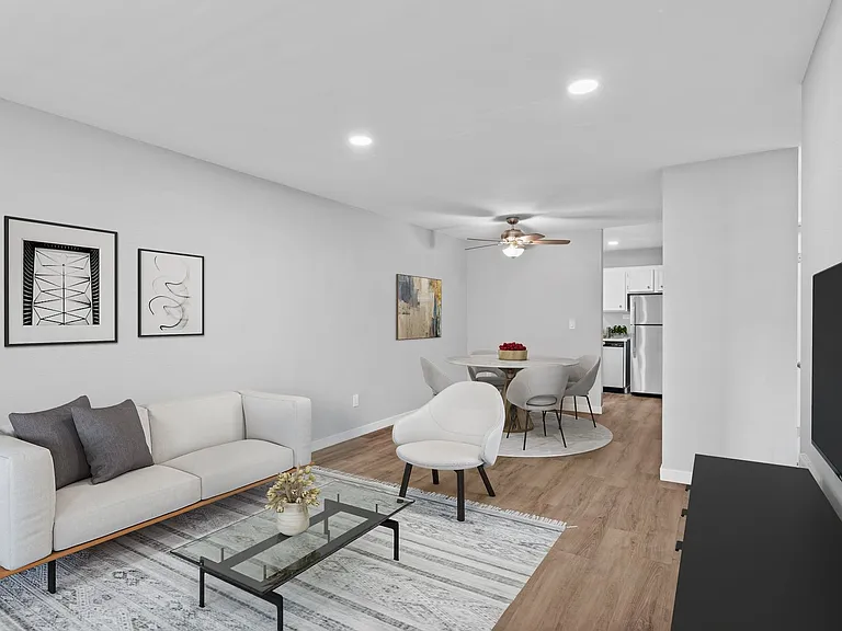 Point Loma Bay Apartments | Coastal Living Near the Beach — Photo 115