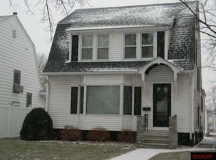 216 Maple St SW, Sleepy Eye, MN 56085