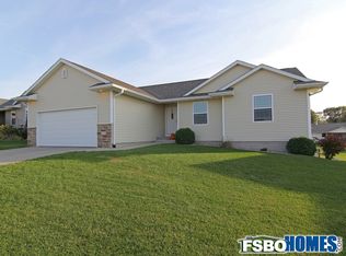 2613 Dawn Ave SW, Cedar Rapids, IA 52404