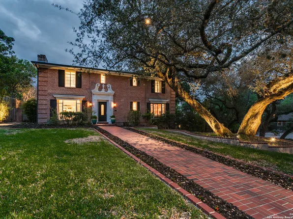 306 E SUMMIT AVE, San Antonio, TX 78212