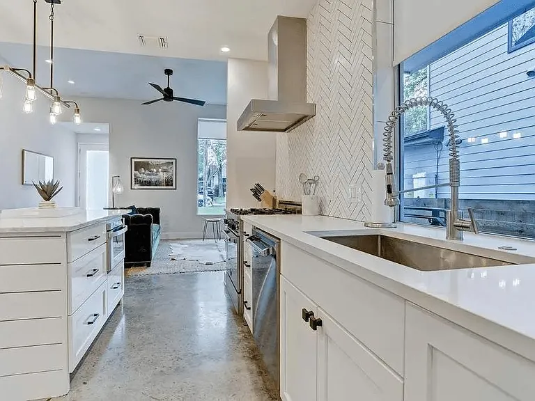 2209 Iva Ln #A — Photo 16