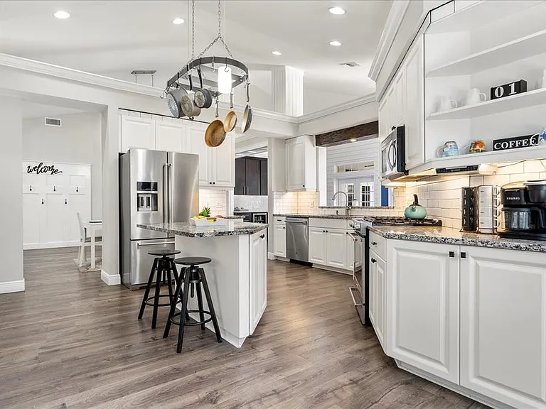 4615 4th Avenue Dr E — Photo 14