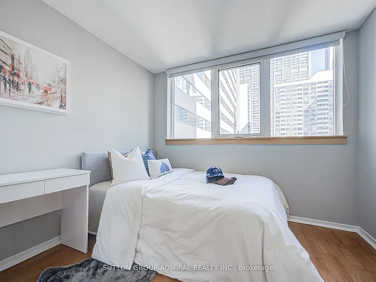 1055 Bay St #716 — Photo 20