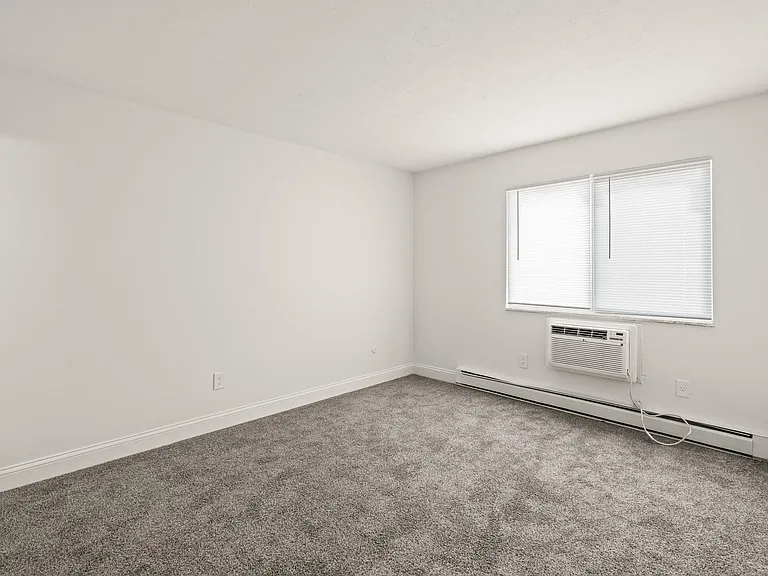 18 Old Yellow Springs Rd — Photo 14