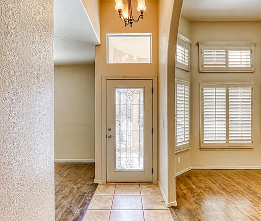 5th image of 3825 Tierra Lisboa Ln