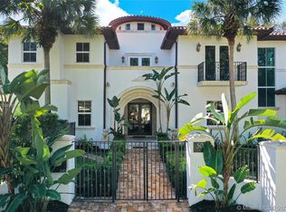 500 Santurce Ave, Coral Gables, FL 33143