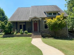 2103 W 6th St, Russellville, AR 72801