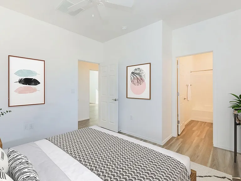 San Luciano Townhomes — Photo 30