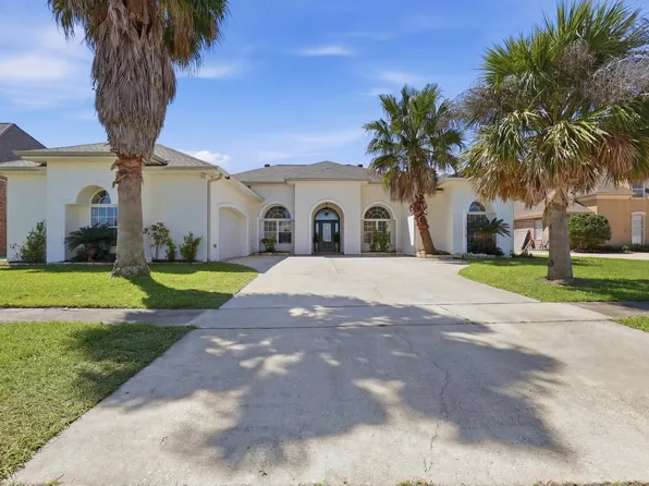 4600 Glenfield Dr, Houma, LA 70360