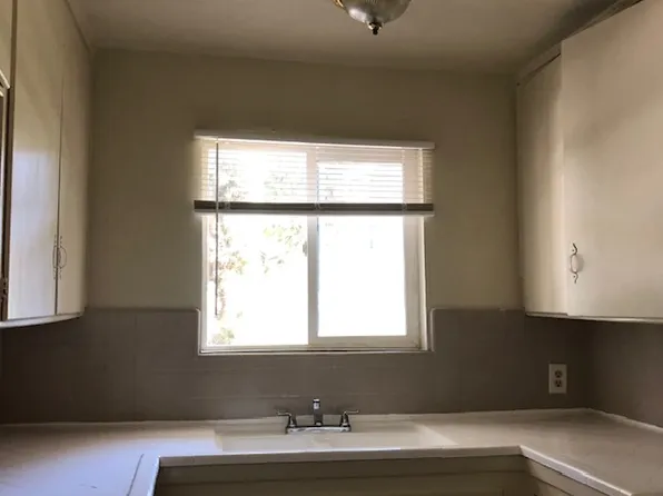 7468 Magnolia Ave Unit A, Riverside, CA 92504