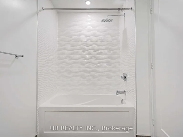 70 Annie Craig Dr #5005 — Photo 28
