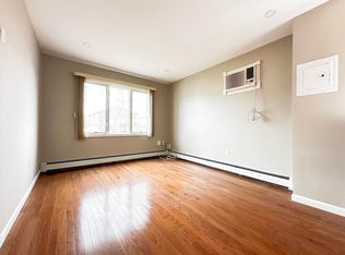 304 Doane Ave #1F, Staten Island, NY 10308