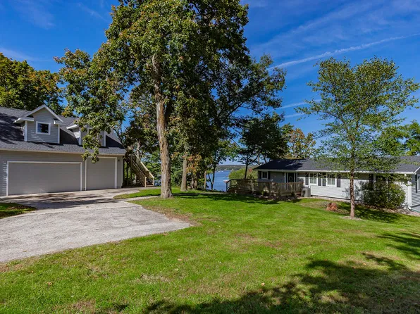 6610 Young Cir, Panora, IA 50216