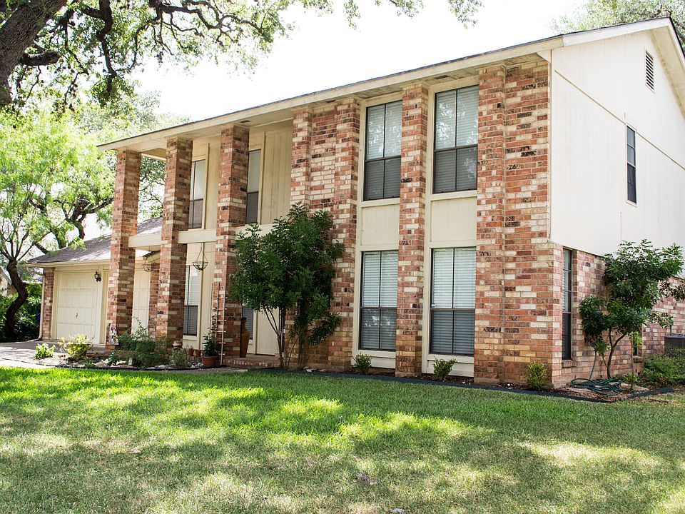 1st image of 2911 Oak Sprawl St