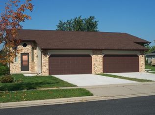 755 Crawford Dr #A, Cottage Grove, WI 53527