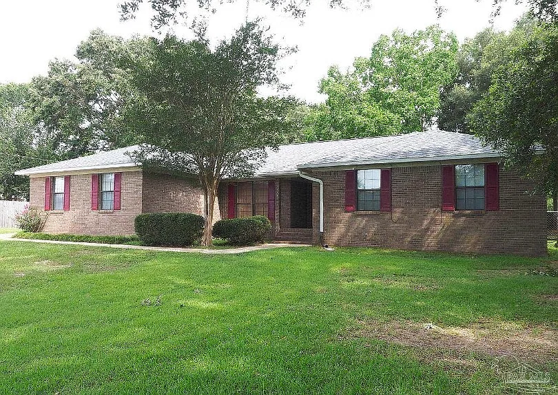 4 bed, 2895 sqft, $775 — Photo 2