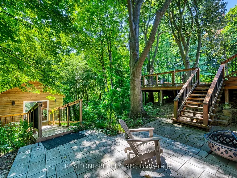 814 Calder Rd — Photo 38