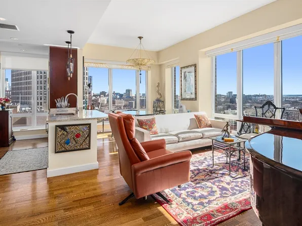 400 Stuart St #17C, Boston, MA 02116