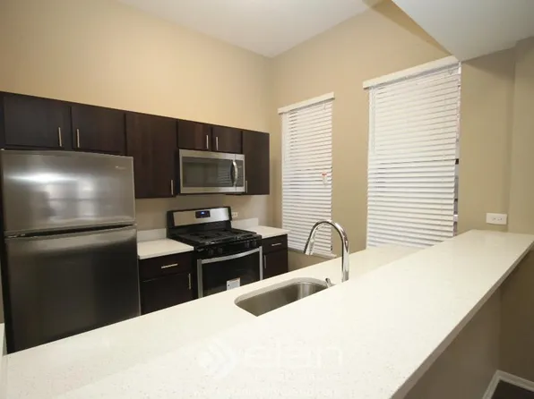 1816 N Halsted St APT 2A, Chicago, IL 60614